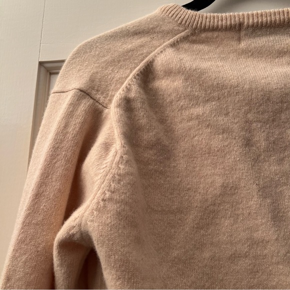 Vintage Wing on 永安百貨 Lambswool long sleeve v neck sweater - Picture 5 of 7